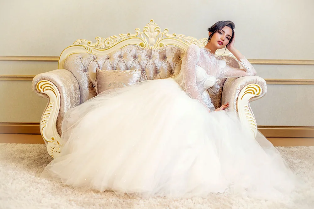 Detailed bridal makeup work